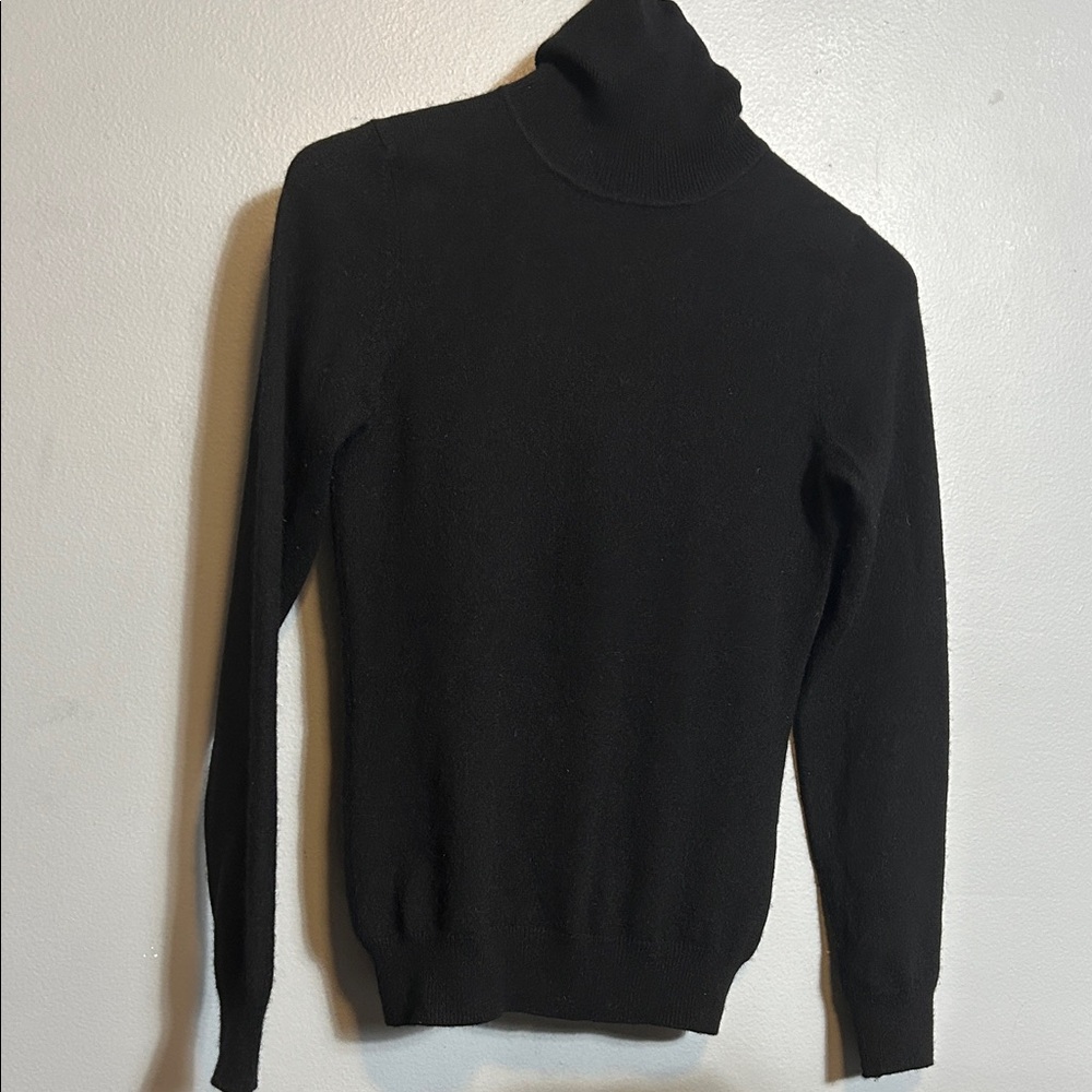 Uniqlo Cashmere Black Long sleeve turtleneck sweater size XS
